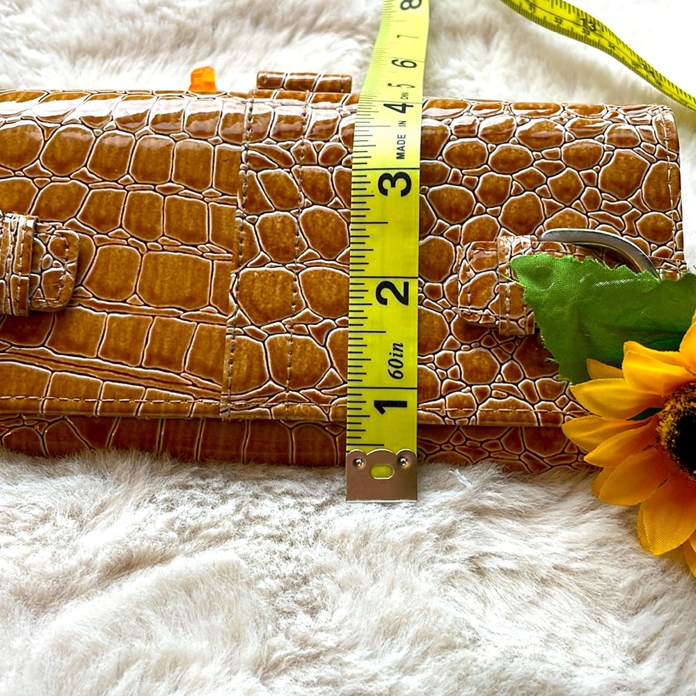 Croc Print Wallet - Picture 13 of 14